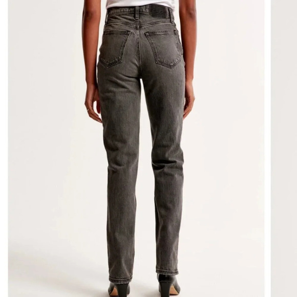 Abercrombie The 90’s Straight High Rise Split Hem Jean Gray Size 26 - Picture 3 of 9